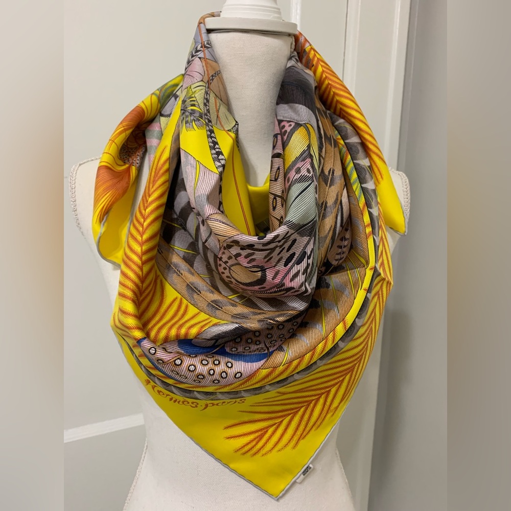 Hermes Plumes En Fete 90cm Silk Scarf